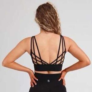 BuffBunny Monarch Sports bra